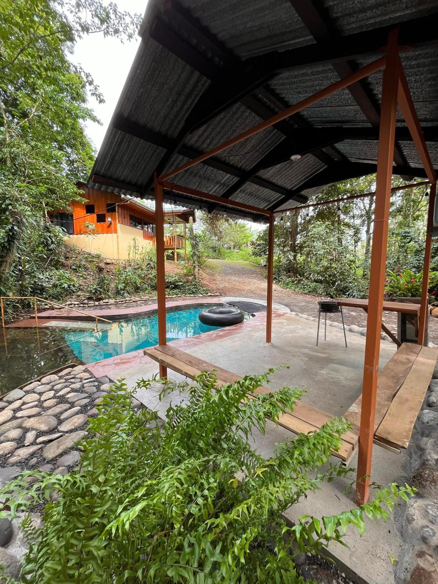 Gambas Lodge La Fortuna Eksteriør billede