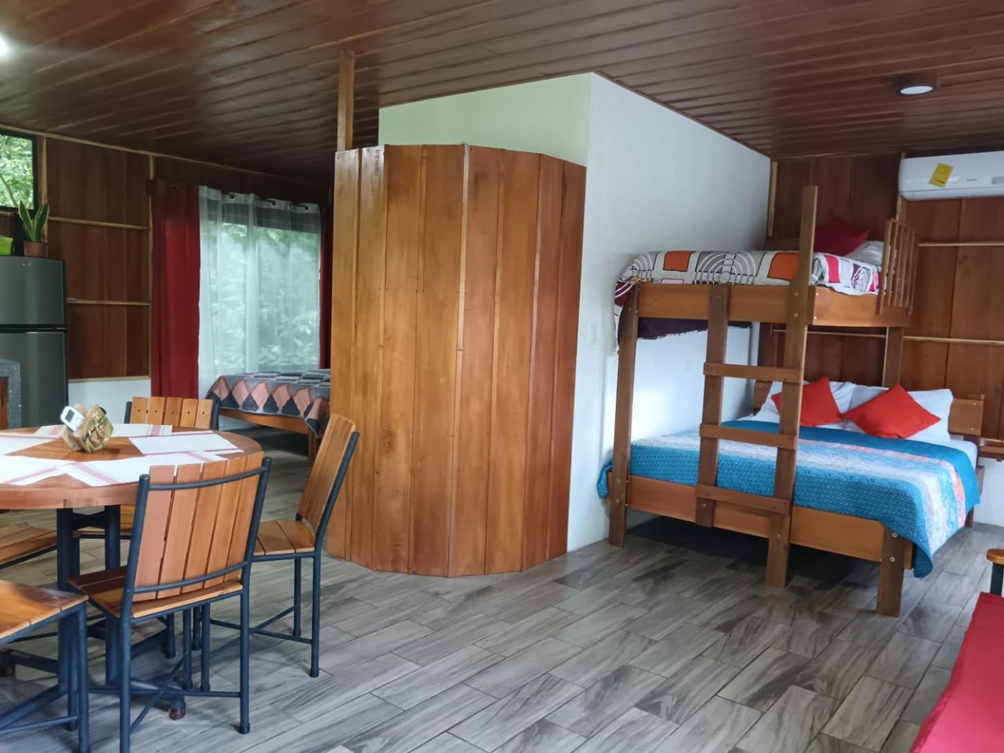 Gambas Lodge La Fortuna Eksteriør billede