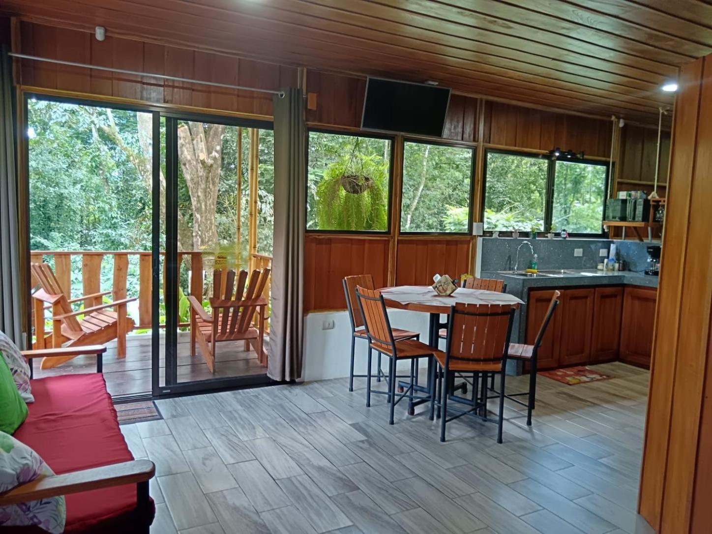 Gambas Lodge La Fortuna Eksteriør billede